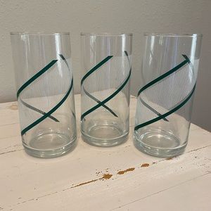 Georges Briard Set of 3 Crisa Drinking Glass Green and White